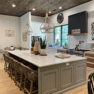The Gathering Spot –  Large Island Kitchen