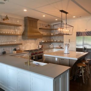 Open Shelving & Beautiful Hood