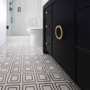Black and White Geometric Bath