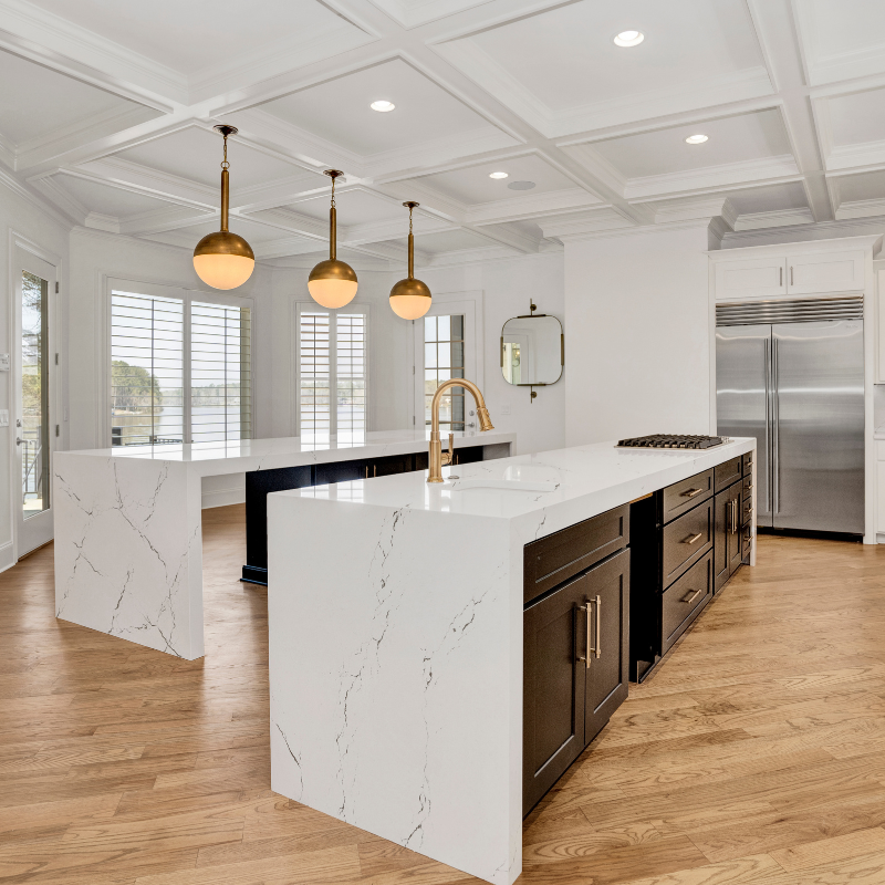 Gorgeous Lake Side Home