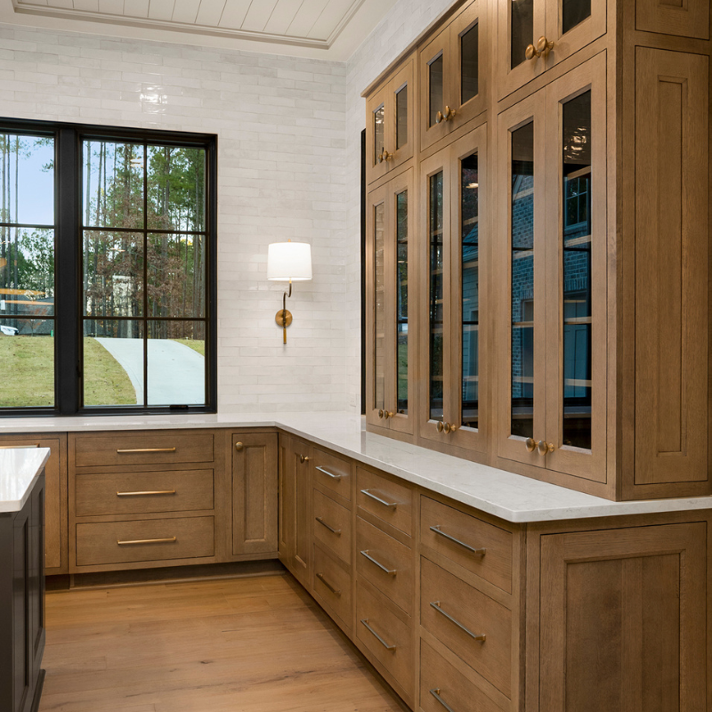 Modern Rift Cut White Oak Kitchen